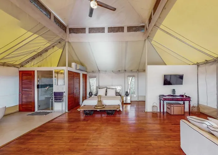 Hyla Nature Retreat Hotel