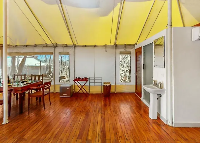Hyla Nature Retreat Hotel